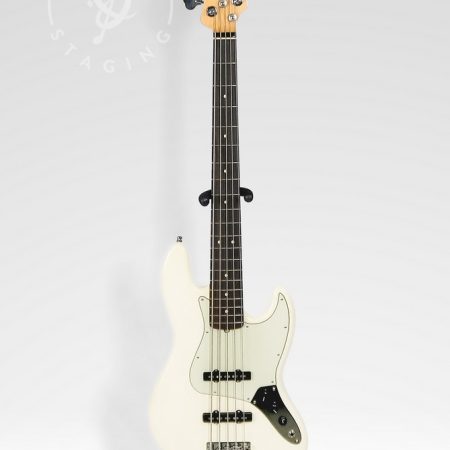 Fender 5-String AM PRO Jazz Electric Bass - White