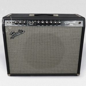 Fender Vibroverb Custom 15 Guitar Combo Amp - Black