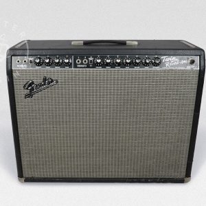 Fender 65 Twin Reverb Guitar Combo Amp - Black