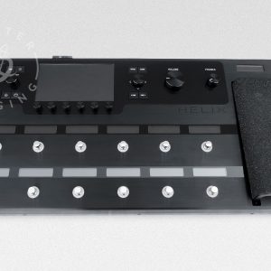 Line 6 Helix Guitar Mulit-Effects Processor Pedalboard - Black