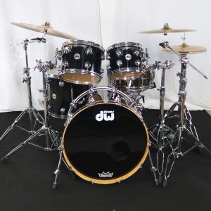 DW Collectors Series Maple Kit  - Gloss Black
